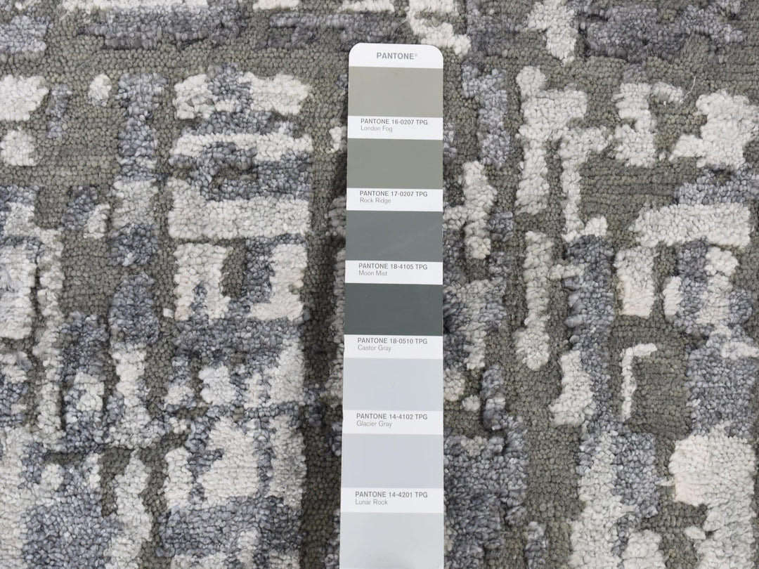 10'3" x 10'3" New Hand Knotted Grey Wool & Silk Round Oriental Rug - MOA10287749