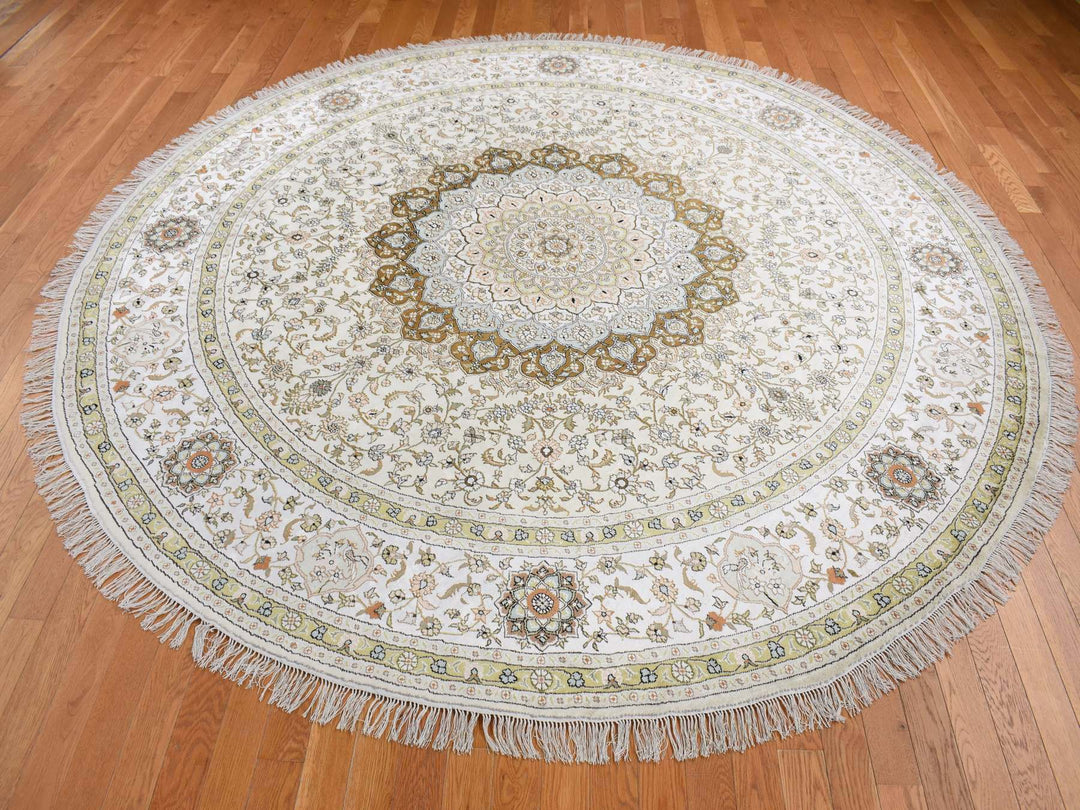 9'1" x 9'1" New Hand Knotted Ivory Silk Round Oriental Rug - MOA10287755