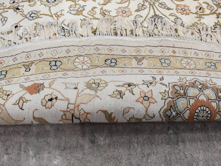 9'1" x 9'1" New Hand Knotted Ivory Silk Round Oriental Rug - MOA10287755