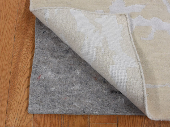 2'0" x 3'0" New Hand Knotted Beige Wool & Silk Rectangle Oriental Rug - MOA10287793