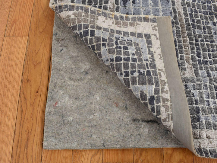 2'3" x 3'2" New Hand Knotted Grey Wool & Silk Rectangle Oriental Rug - MOA10287801
