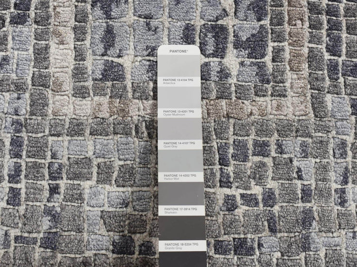 2'3" x 3'2" New Hand Knotted Grey Wool & Silk Rectangle Oriental Rug - MOA10287801