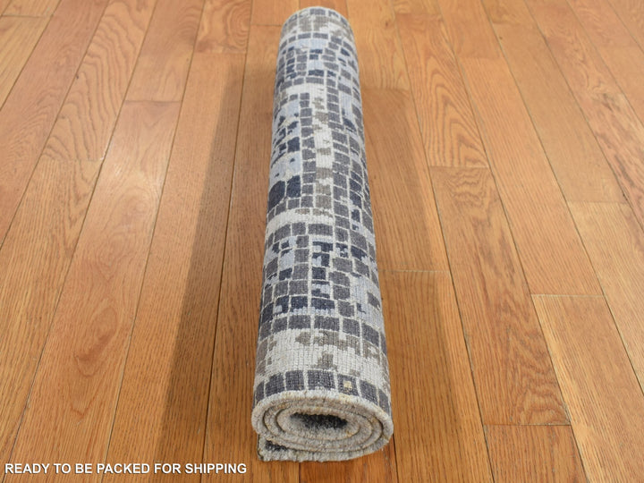 2'3" x 3'2" New Hand Knotted Grey Wool & Silk Rectangle Oriental Rug - MOA10287801