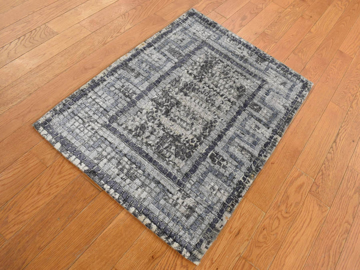 2'3" x 3'2" New Hand Knotted Grey Wool & Silk Rectangle Oriental Rug - MOA10287805