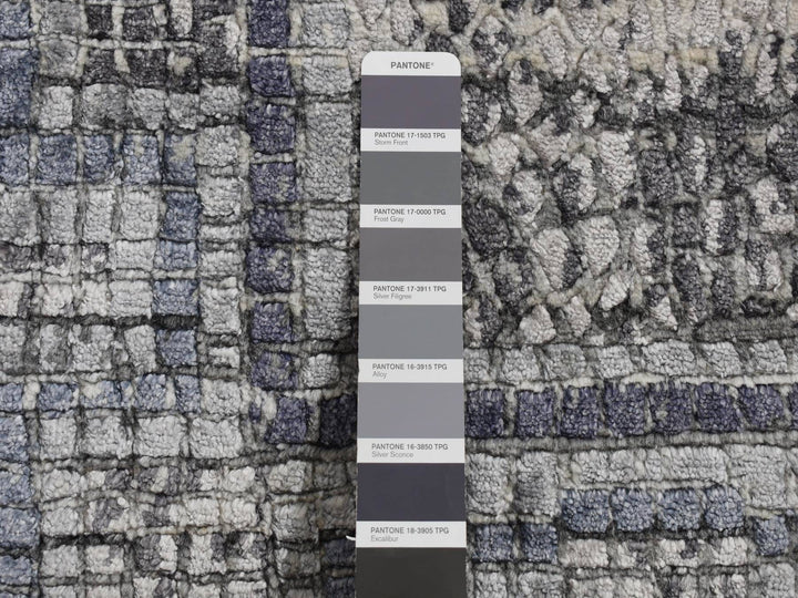 2'3" x 3'2" New Hand Knotted Grey Wool & Silk Rectangle Oriental Rug - MOA10287805
