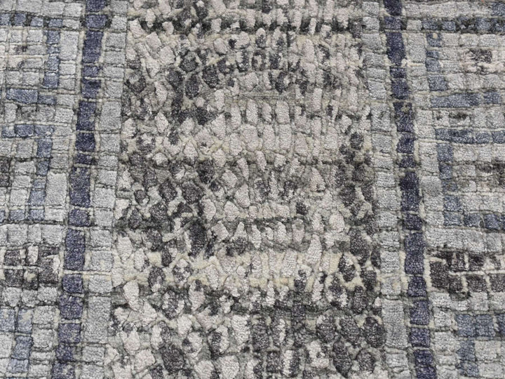 2'3" x 3'2" New Hand Knotted Grey Wool & Silk Rectangle Oriental Rug - MOA10287805