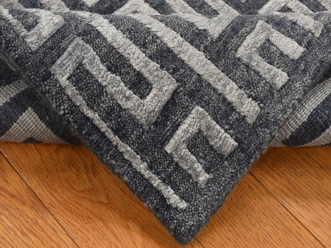 2'0" x 2'10" New Hand Knotted Grey Wool & Silk Rectangle Oriental Rug - MOA10287821