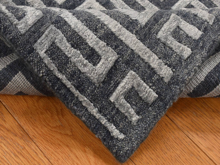 2'0" x 2'10" New Hand Knotted Grey Wool & Silk Rectangle Oriental Rug - MOA10287821