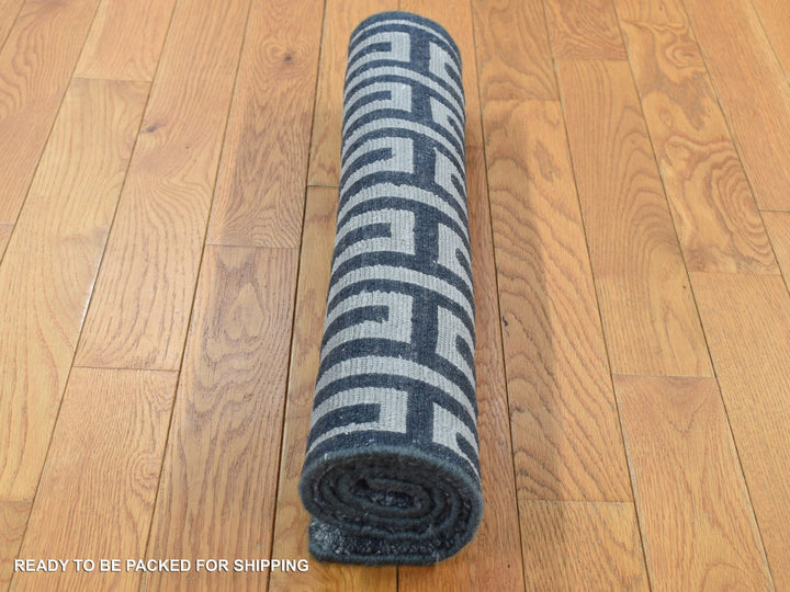 2'0" x 2'10" New Hand Knotted Grey Wool & Silk Rectangle Oriental Rug - MOA10287821