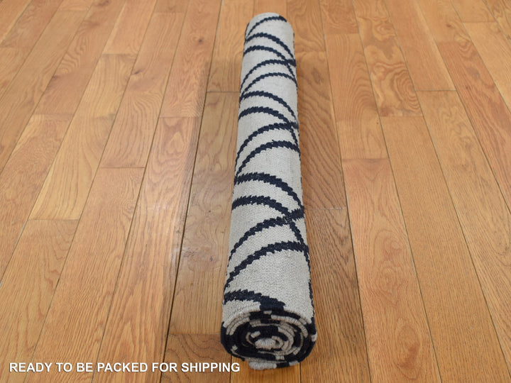 2'9" x 6'0" New Hand Woven Grey Wool Runner Oriental Rug - MOA10287834