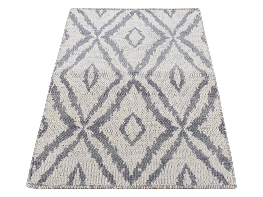 2'0" x 3'3" New Hand Woven Grey Wool Rectangle Oriental Rug - MOA10287848
