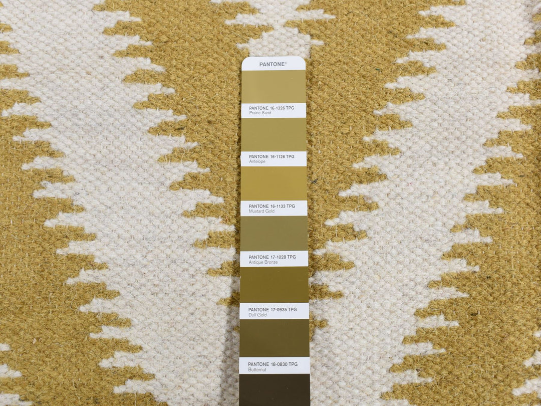 8'0" x 10'0" New Hand Woven Yellow Wool Rectangle Oriental Rug - MOA10287882