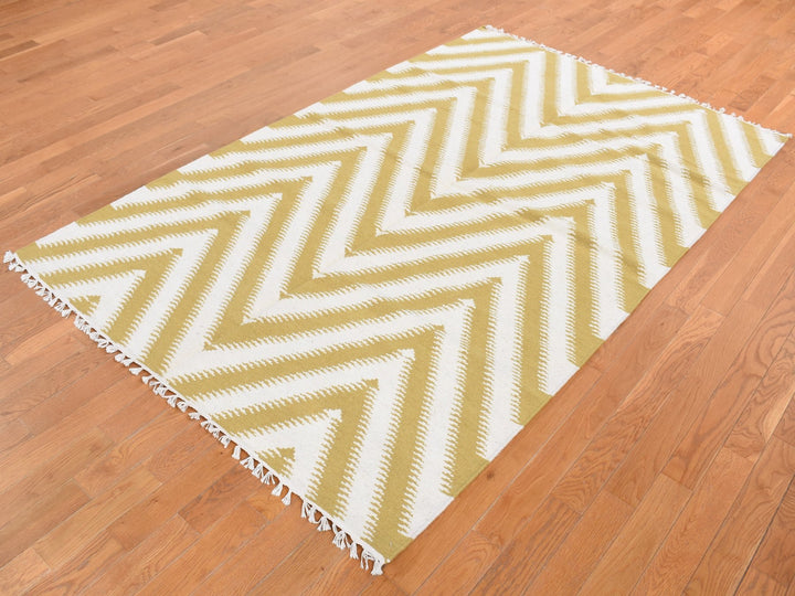 5'0" x 8'0" New Hand Woven Yellow Wool Rectangle Oriental Rug - MOA10287887