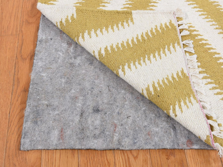 5'0" x 8'0" New Hand Woven Yellow Wool Rectangle Oriental Rug - MOA10287887