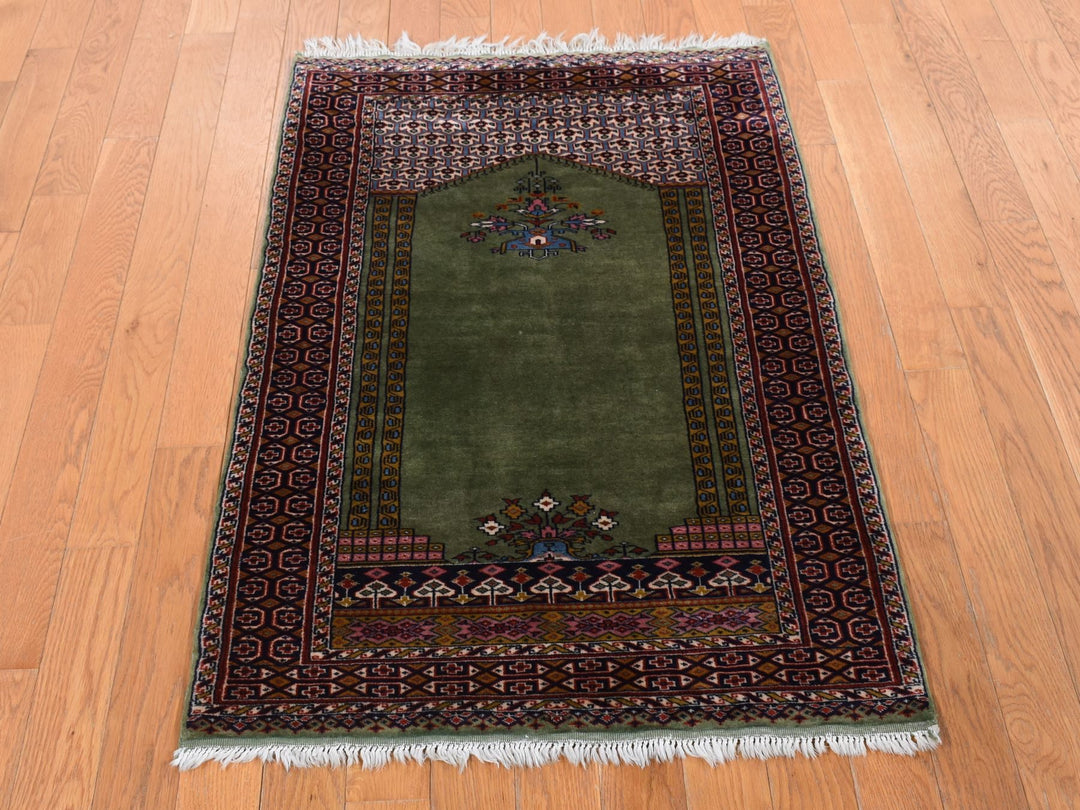 2'6" x 4'0" Vintage Hand Knotted Green Wool Rectangle Oriental Rug - MOA10287917