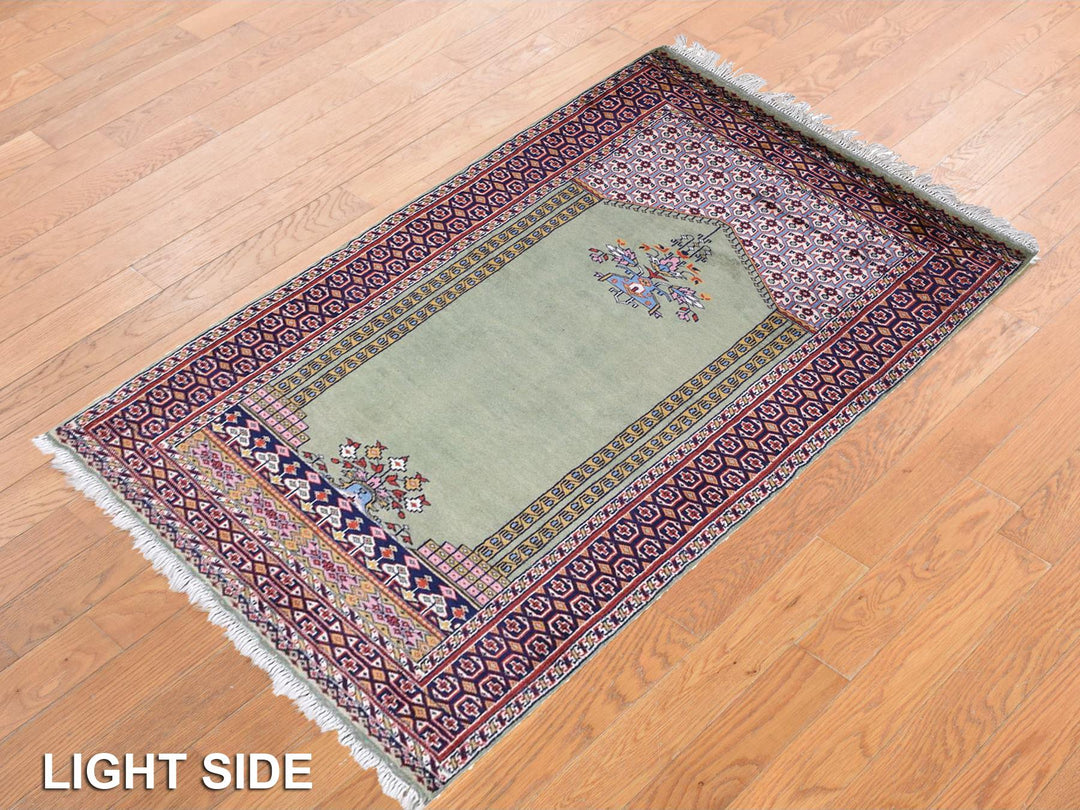 2'6" x 4'0" Vintage Hand Knotted Green Wool Rectangle Oriental Rug - MOA10287917