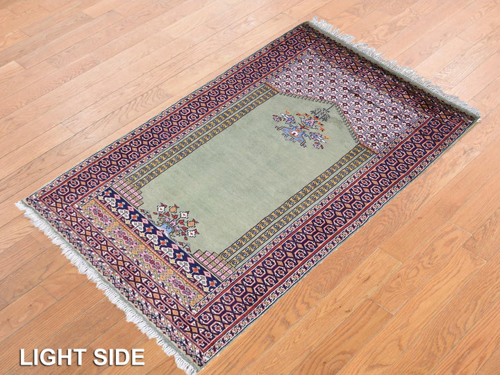 2'6" x 4'0" Vintage Hand Knotted Green Wool Rectangle Oriental Rug - MOA10287917