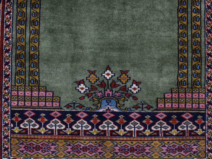2'6" x 4'0" Vintage Hand Knotted Green Wool Rectangle Oriental Rug - MOA10287917