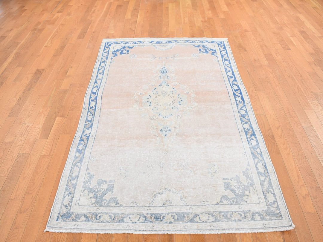 4'7" x 6'7" Vintage Hand Knotted Pink Worn Wool Rectangle Oriental Rug - MOA10287930
