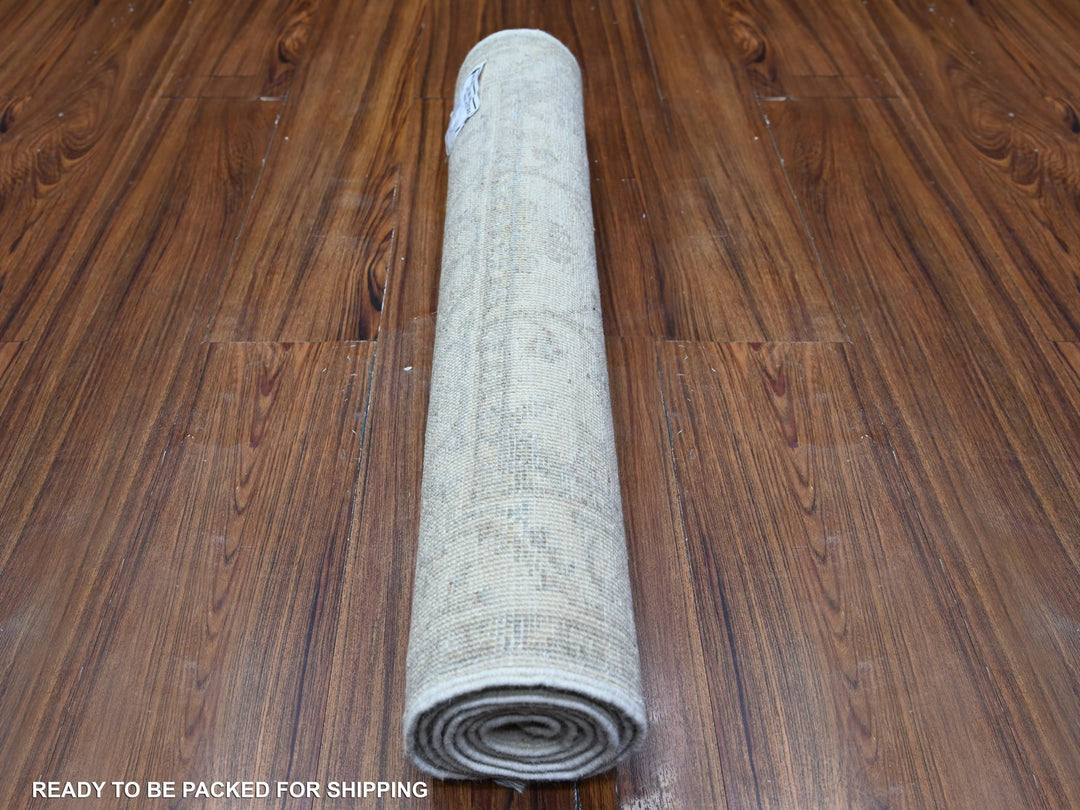 2'6" x 5'10" New Hand Knotted Grey Wool Runner Oriental Rug - MOA10288363