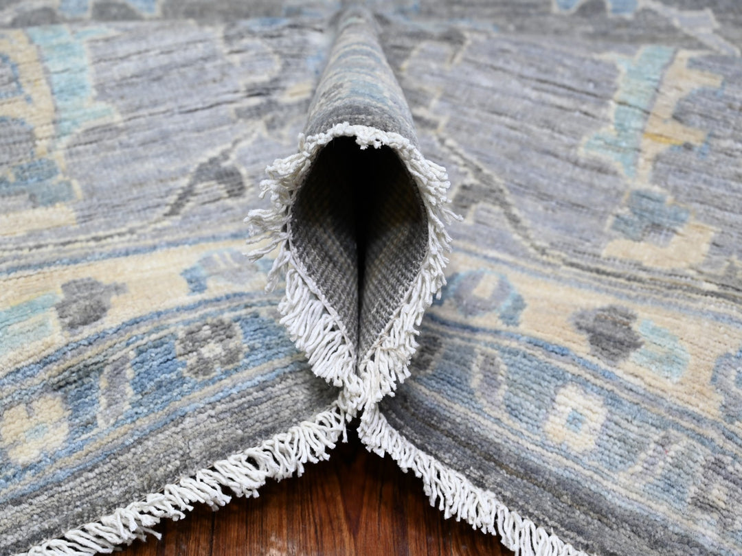 9'11" x 13'6" New Hand Knotted Grey Wool Rectangle Oriental Rug - MOA10288385