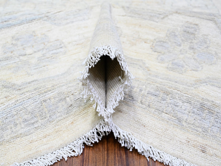 9'8" x 13'6" New Hand Knotted Ivory Wool Rectangle Oriental Rug - MOA10288558