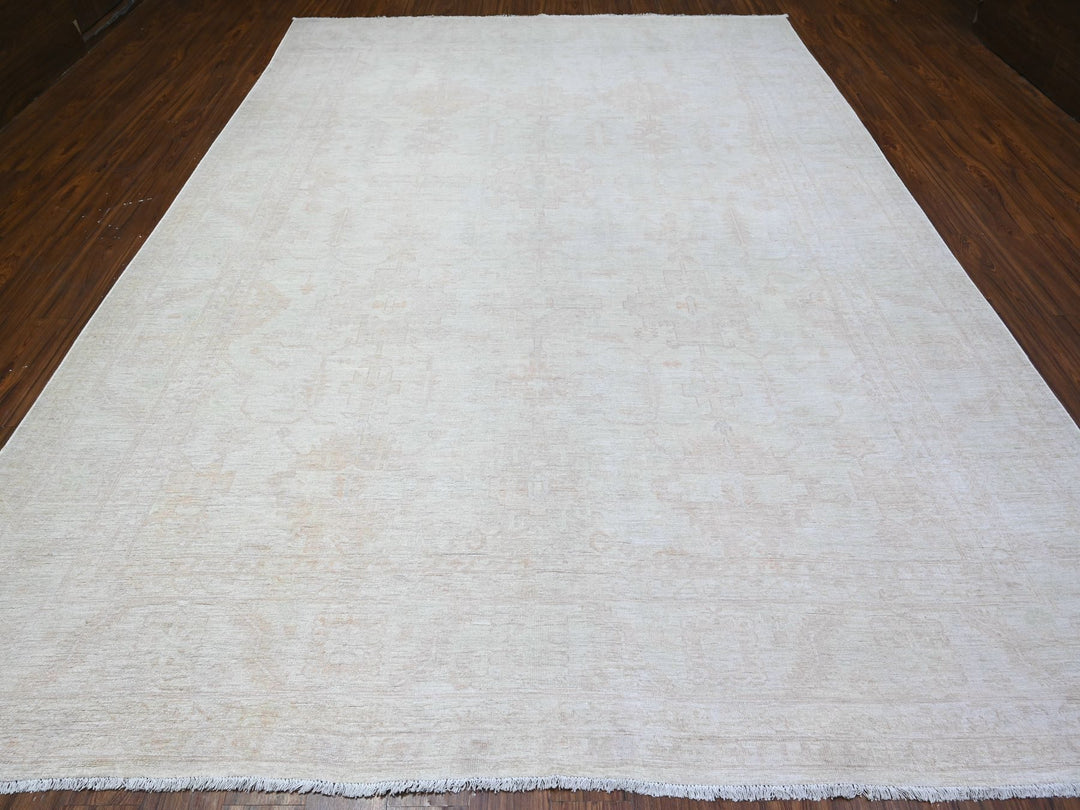 9'8" x 13'1" New Hand Knotted Grey Wool Rectangle Oriental Rug - MOA10288581