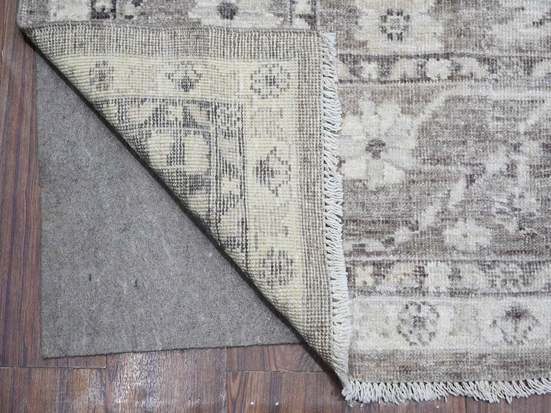 8'1" x 9'9" New Hand Knotted Grey Wool Rectangle Oriental Rug - MOA10288650