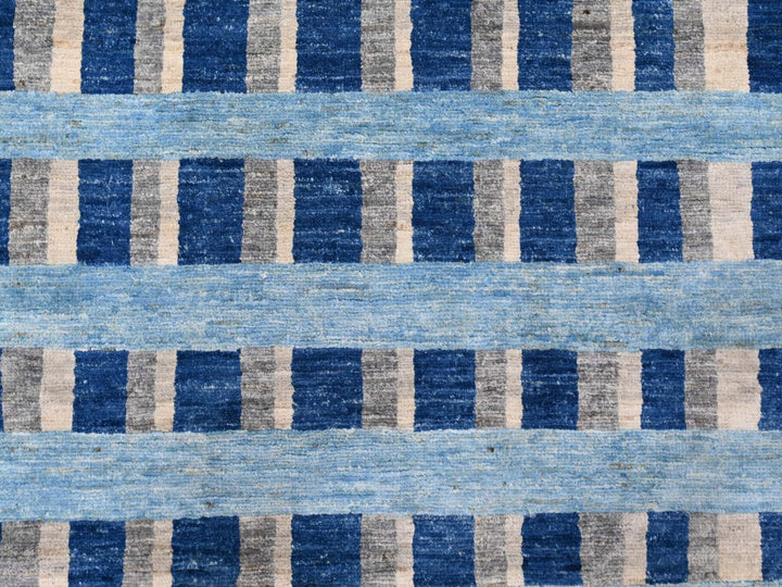 8'8" x 11'7" New Hand Knotted Grey Wool Rectangle Oriental Rug - MOA10288739
