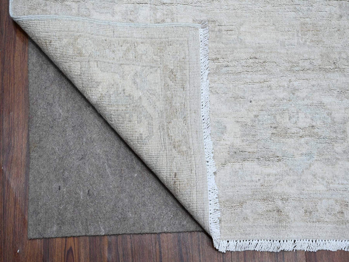 8'1" x 9'9" New Hand Knotted Grey Wool Rectangle Oriental Rug - MOA10289003