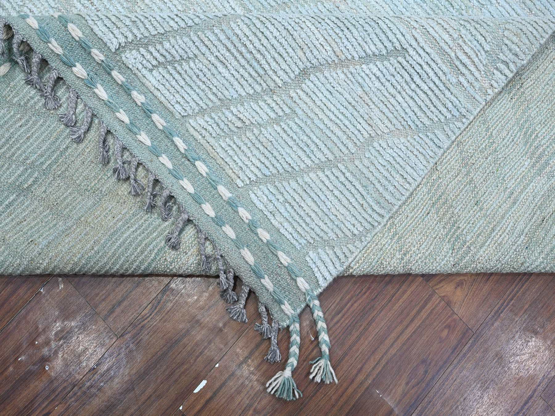 9'11" x 13'11" New Hand Knotted Blue Wool Rectangle Oriental Rug - MOA10289168