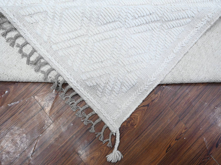 9'1" x 12'1" New Hand Knotted Ivory Wool Rectangle Oriental Rug - MOA10289180