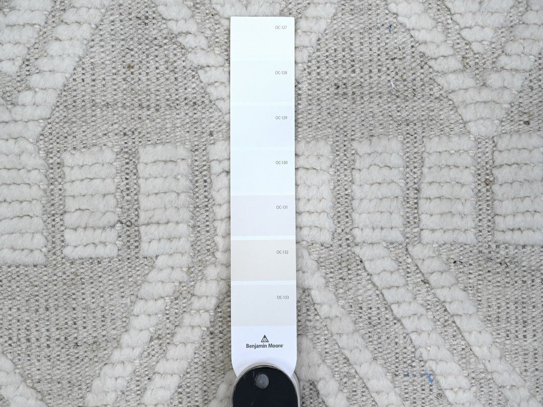 8'11" x 12'3" New Hand Knotted Ivory Wool Rectangle Oriental Rug - MOA10289187