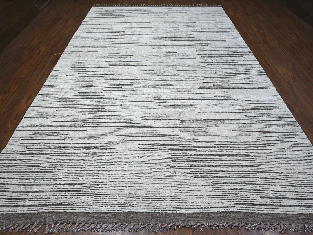 8'11" x 13'2" New Hand Knotted Ivory Wool Rectangle Oriental Rug - MOA10289190