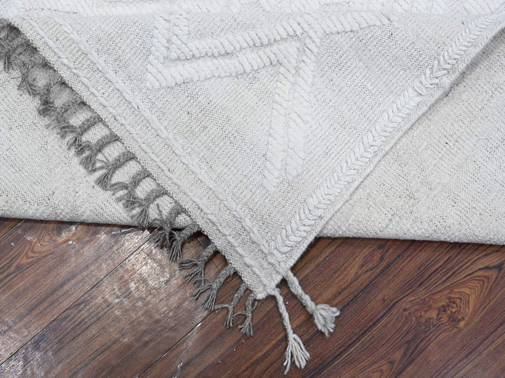 9'0" x 12'6" New Hand Knotted Ivory Wool Rectangle Oriental Rug - MOA10289195