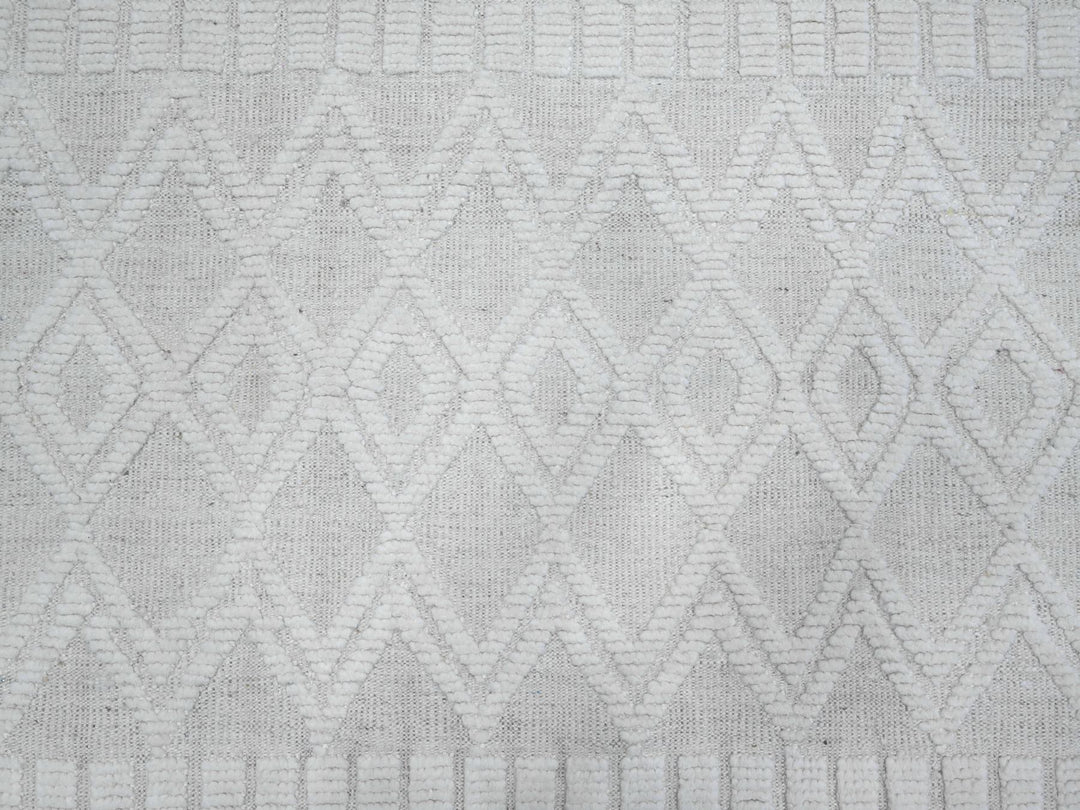 9'0" x 12'6" New Hand Knotted Ivory Wool Rectangle Oriental Rug - MOA10289195