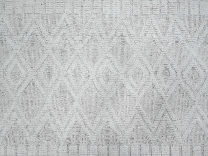 9'0" x 12'6" New Hand Knotted Ivory Wool Rectangle Oriental Rug - MOA10289195