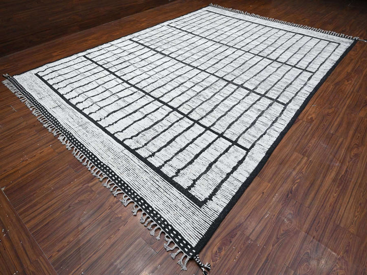 9'11" x 14'0" New Hand Knotted Ivory Wool Rectangle Oriental Rug - MOA10289315