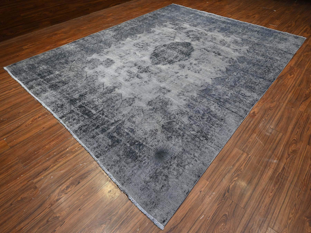 9'8" x 12'6" Vintage Hand Knotted Grey Wool Rectangle Oriental Rug - MOA10289452