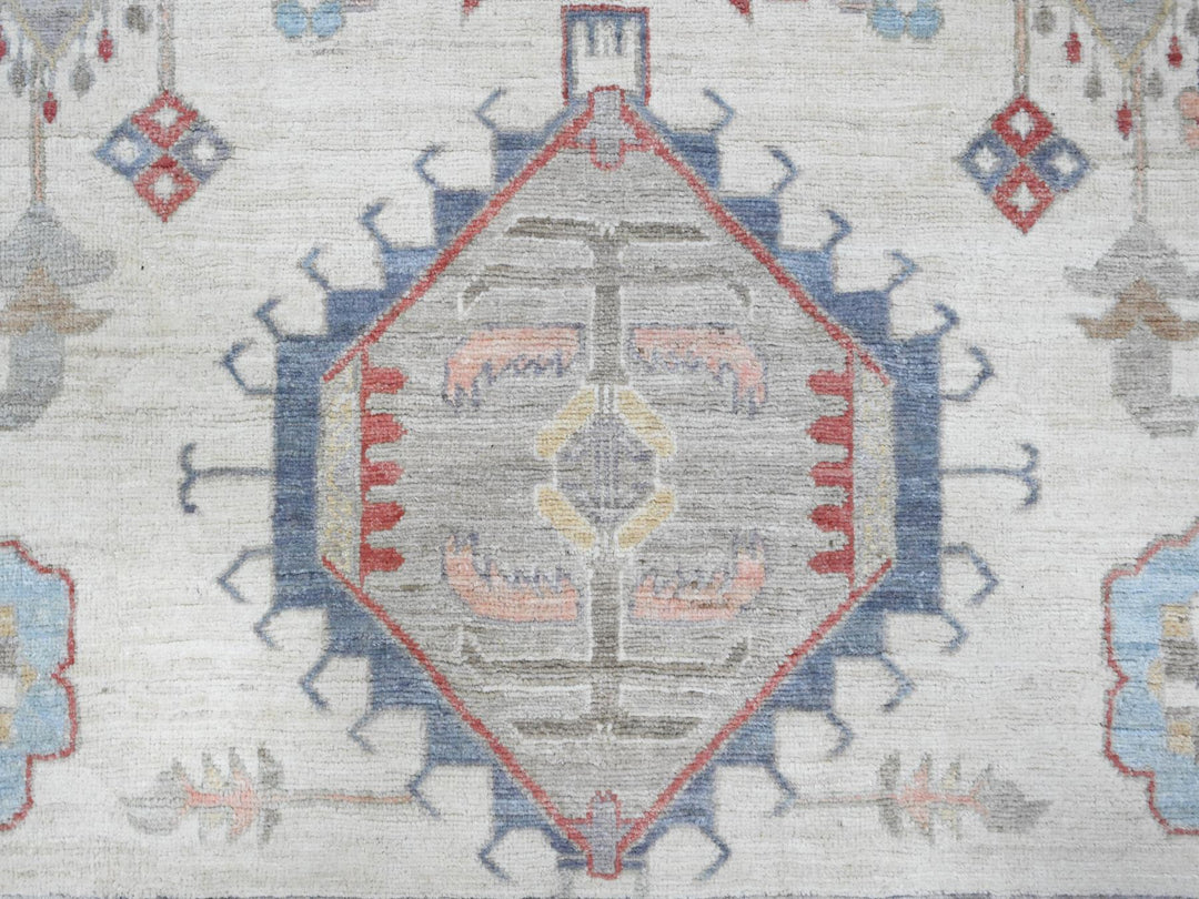 9'10" x 13'10" New Hand Knotted Ivory Wool Rectangle Oriental Rug - MOA10289492