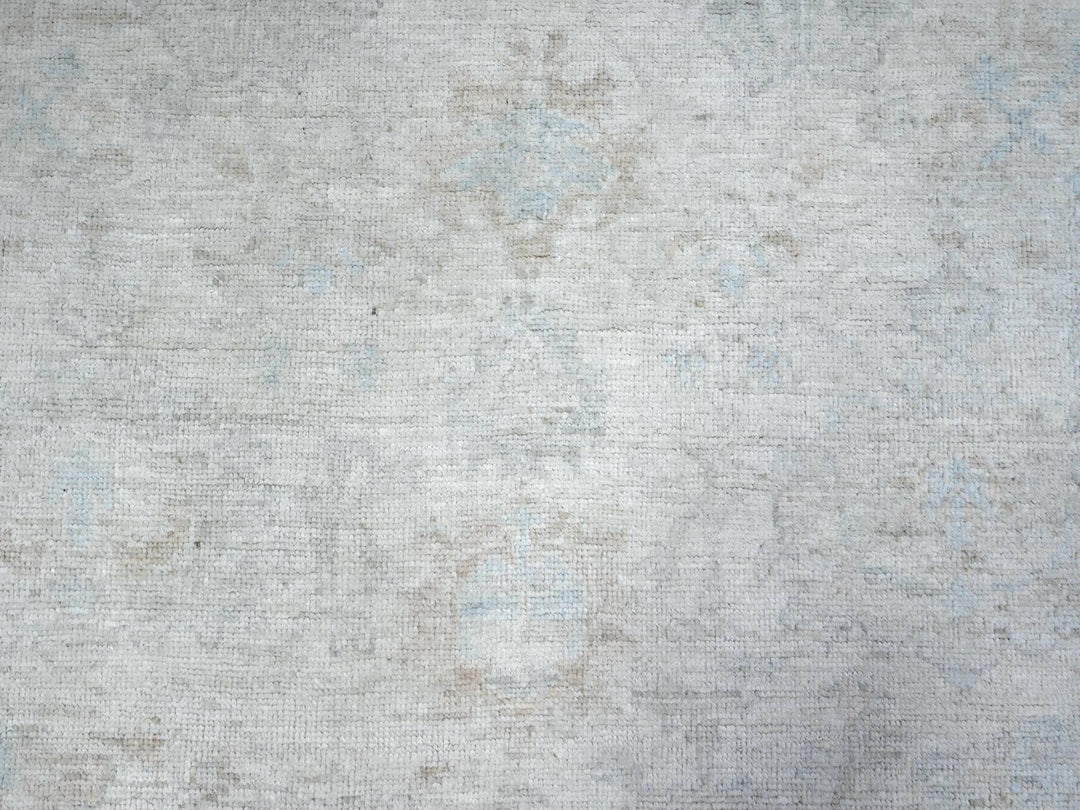 8'3" x 9'9" New Hand Knotted Ivory Wool Rectangle Oriental Rug - MOA10289551