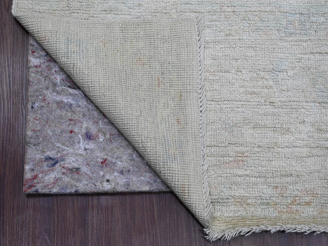 7'11" x 9'7" New Hand Knotted Grey Wool Rectangle Oriental Rug - MOA10289766