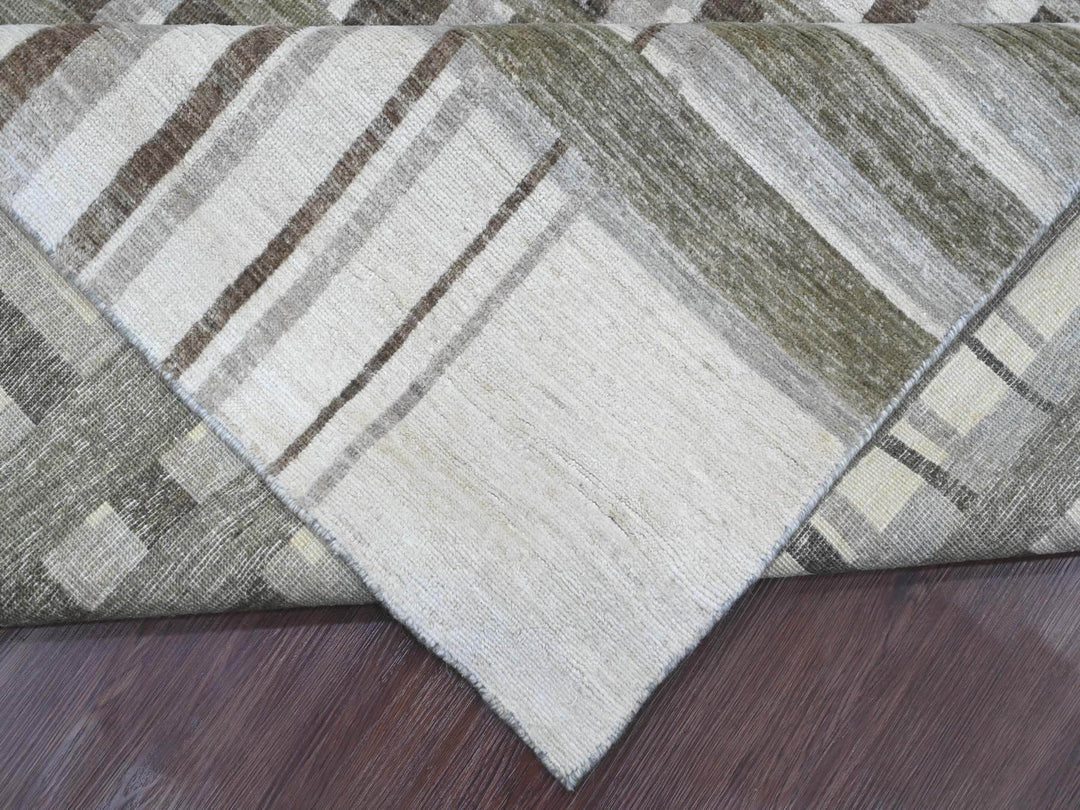 8'0" x 9'9" New Hand Knotted Brown Wool Rectangle Oriental Rug - MOA10289773