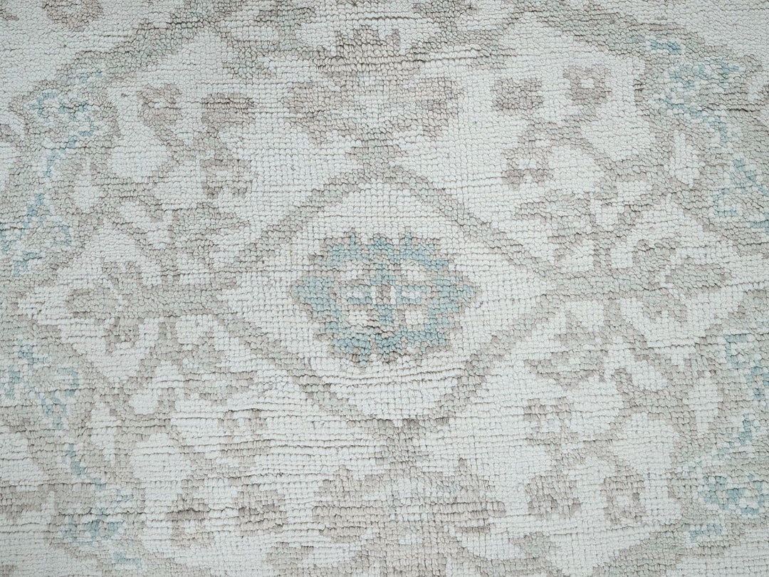 7'11" x 9'8" New Hand Knotted Ivory Wool Rectangle Oriental Rug - MOA102899