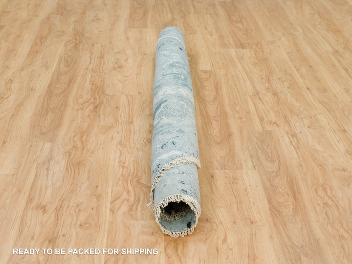 6'11" x 6'11" New Hand Knotted Blue Wool & Silk Round Oriental Rug - MOA10290131