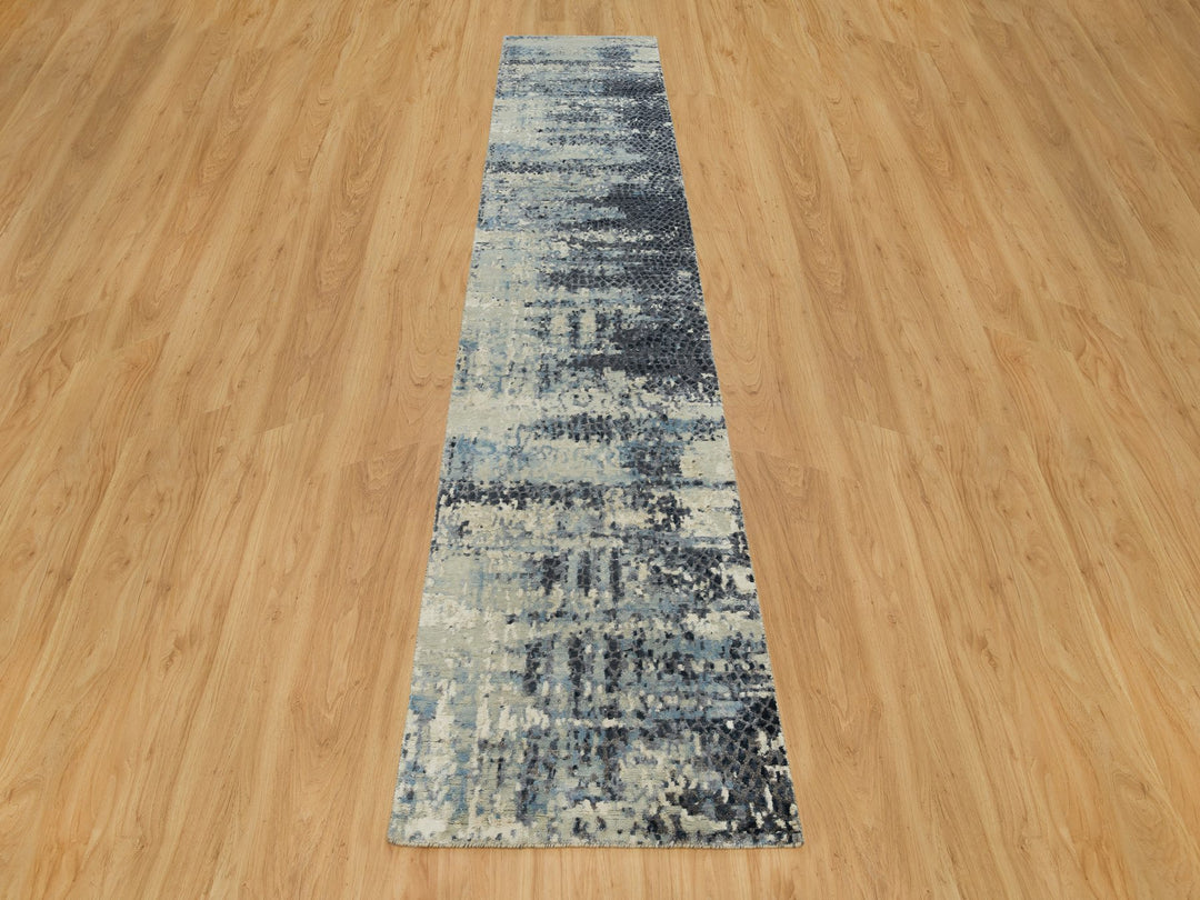 2'6" x 12'0" New Hand Knotted Grey Wool & Silk Runner Oriental Rug - MOA10290198