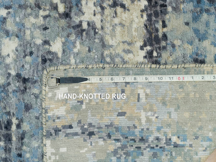 2'6" x 12'0" New Hand Knotted Grey Wool & Silk Runner Oriental Rug - MOA10290198