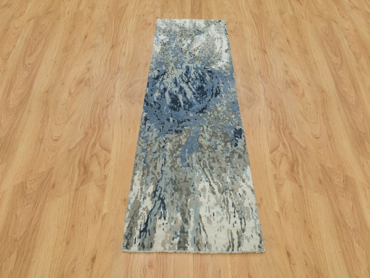 2'6" x 7'11" New Hand Knotted Blue Wool & Silk Runner Oriental Rug - MOA10290199