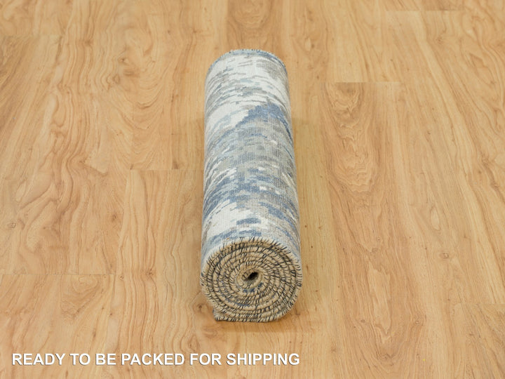 2'6" x 7'11" New Hand Knotted Blue Wool & Silk Runner Oriental Rug - MOA10290199