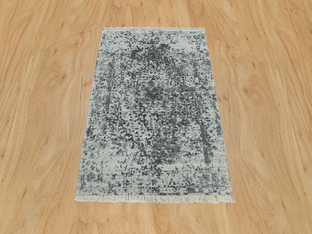 2'0" x 3'0" New Hand Knotted Grey Wool & Silk Rectangle Oriental Rug - MOA10290207